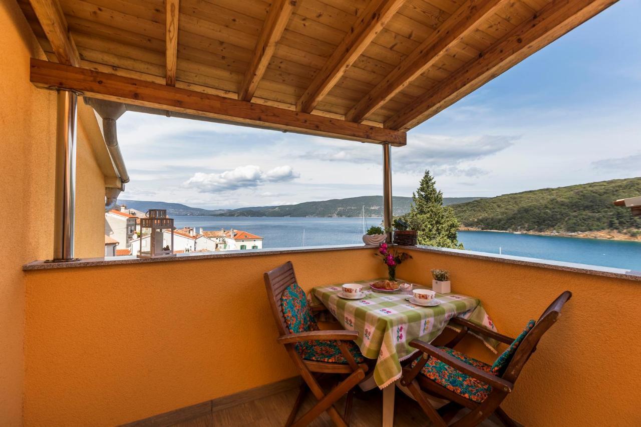 Apartmani I Soba Roberto I Mirjana Valun Buitenkant foto